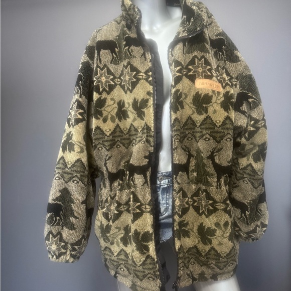 Women's Patterned Jacket - Picture 3 of 9